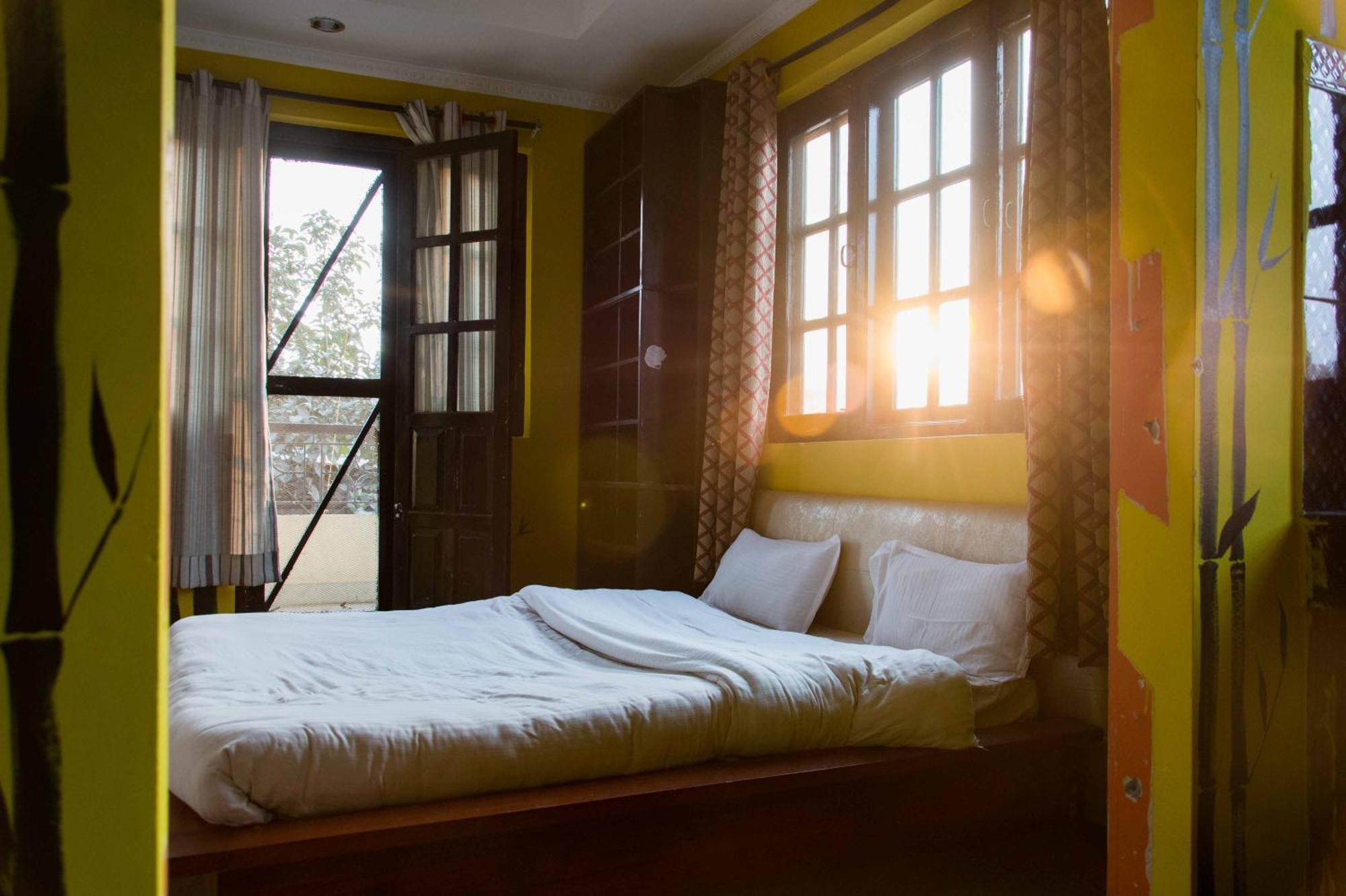 Wander Thirst Hostel กาฐมาณฑุ ภายนอก รูปภาพ