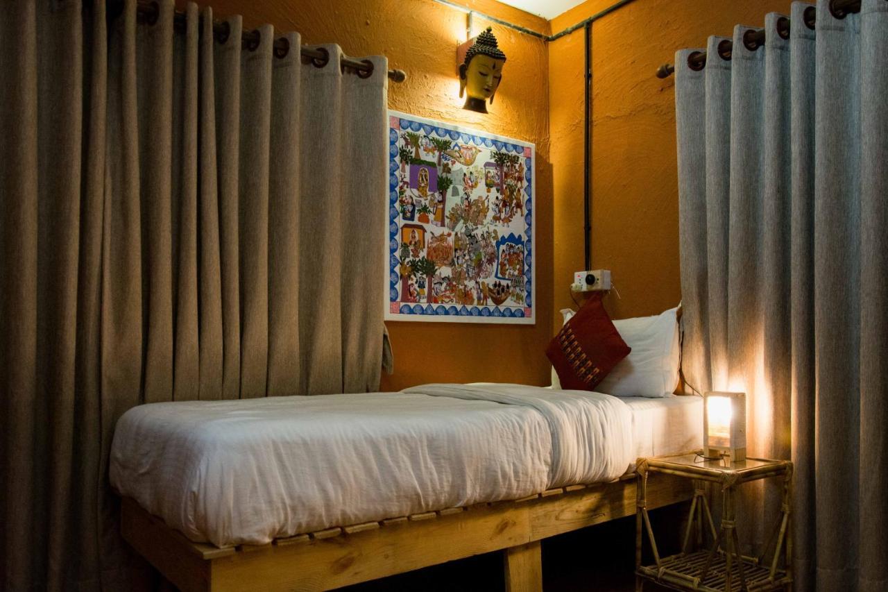 Wander Thirst Hostel กาฐมาณฑุ ภายนอก รูปภาพ