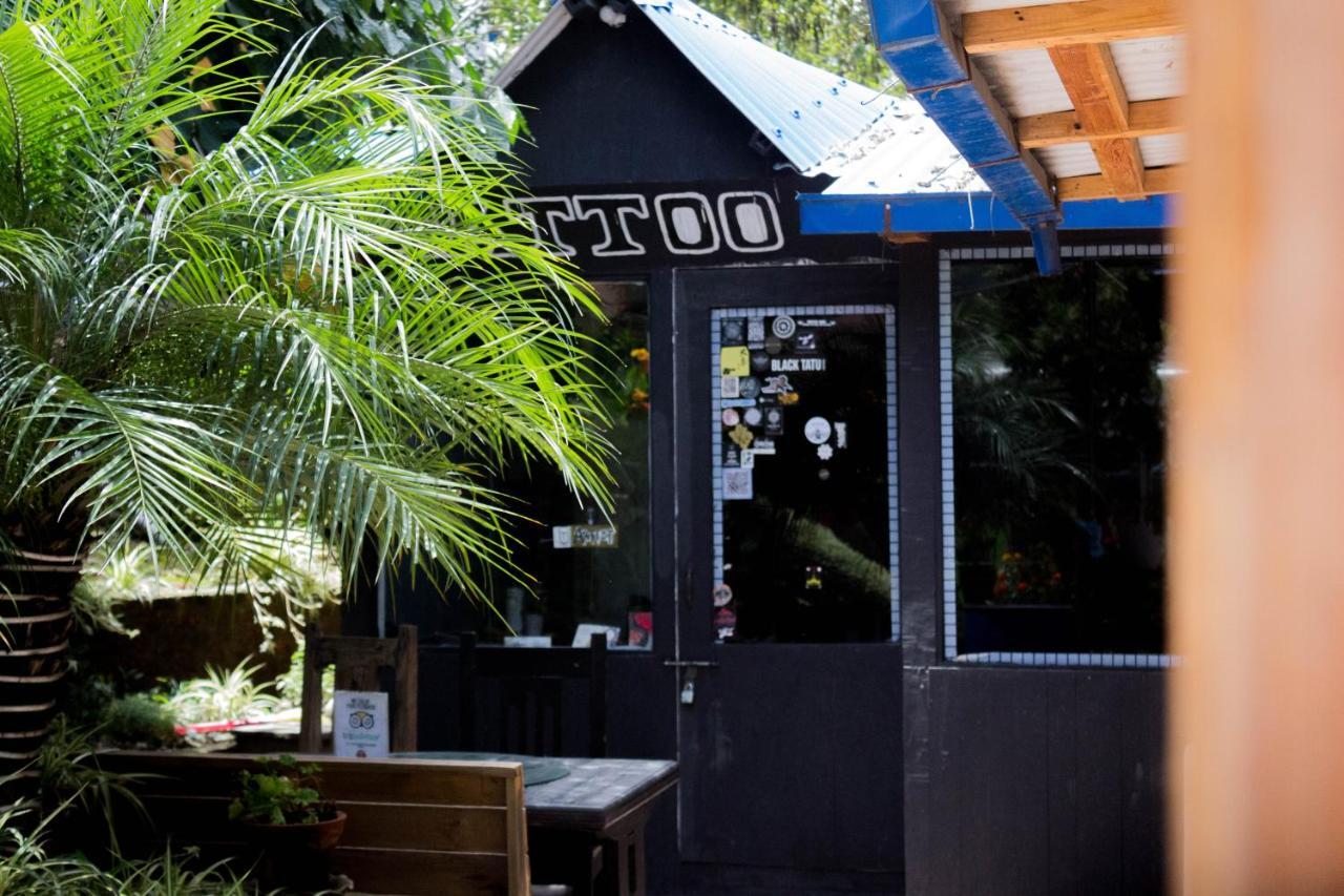 Wander Thirst Hostel กาฐมาณฑุ ภายนอก รูปภาพ